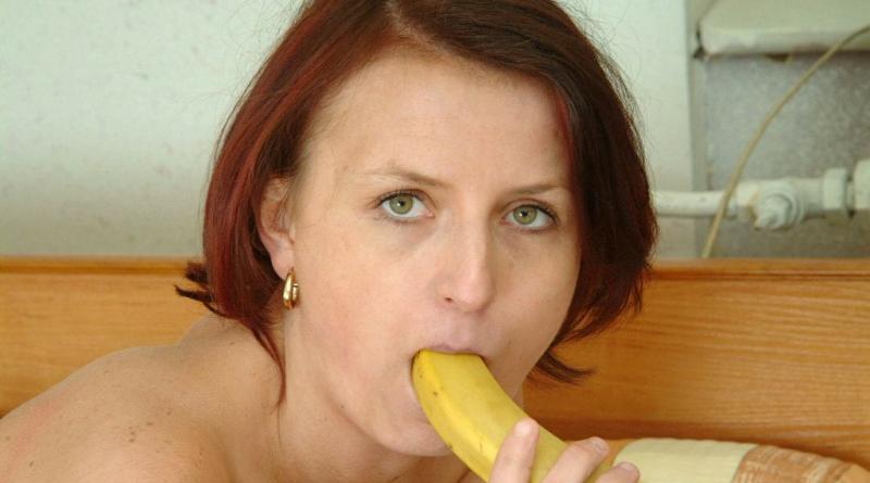 bananen dildo 143 Befriedigt mit einer Banane
